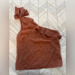 Women’s one strap top size medium. Nine West